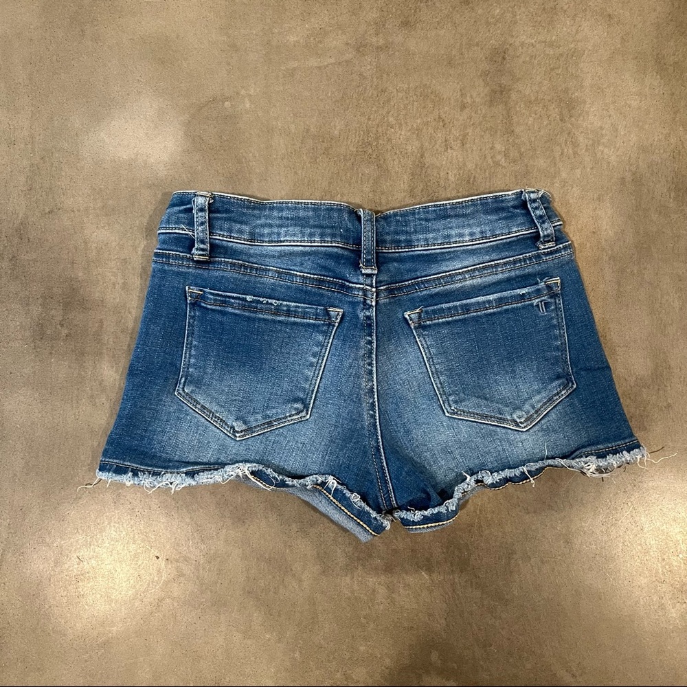 4 pairs of size 10 jean shorts from Hudson Jeans, Tractor, and more. Worn once! - Picture 7 of 9